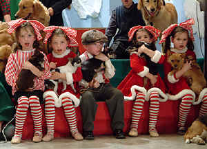 Kids-With-Small-Dogs(14).jpg (102725 bytes)